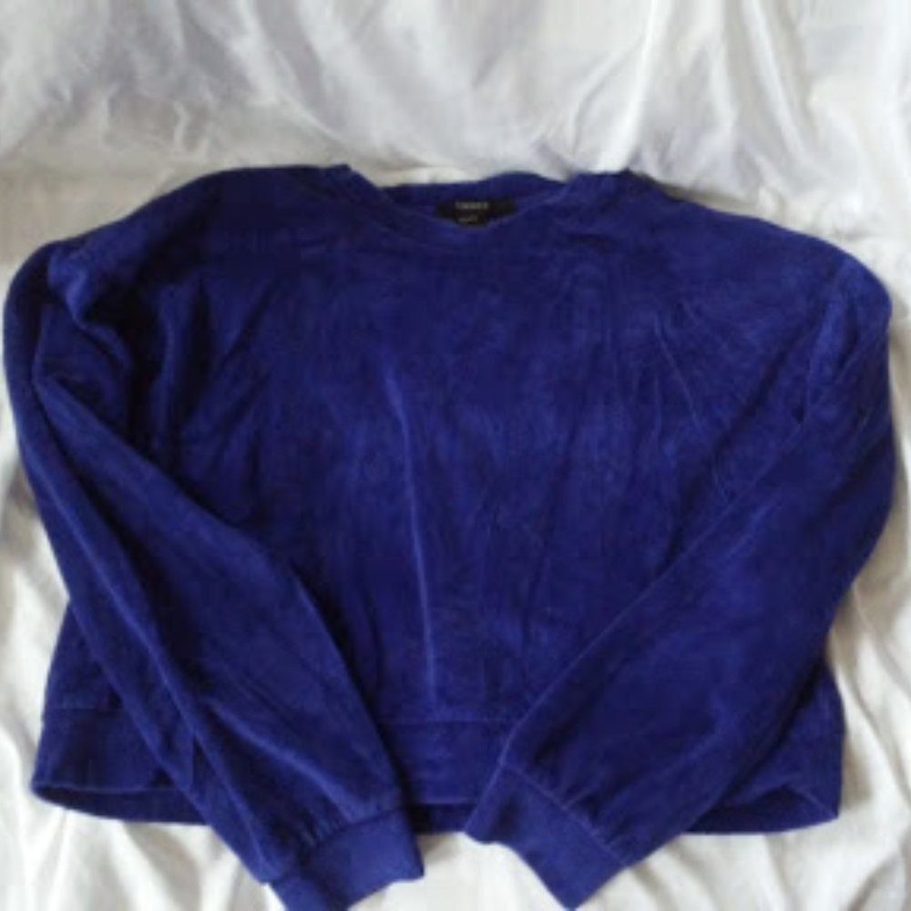 blue sweater